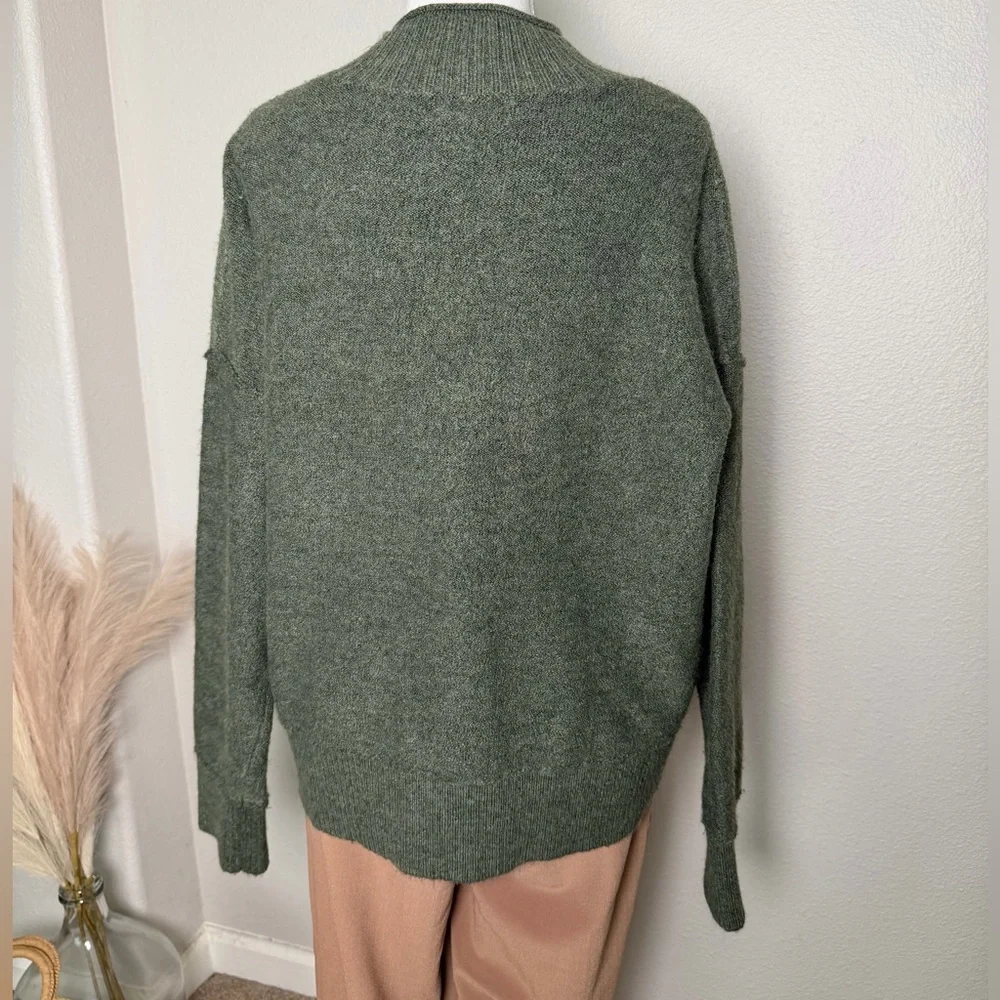 Universal Thread - Cozy Olive Green Oversized Knit Sweater - Picture 6 of 9